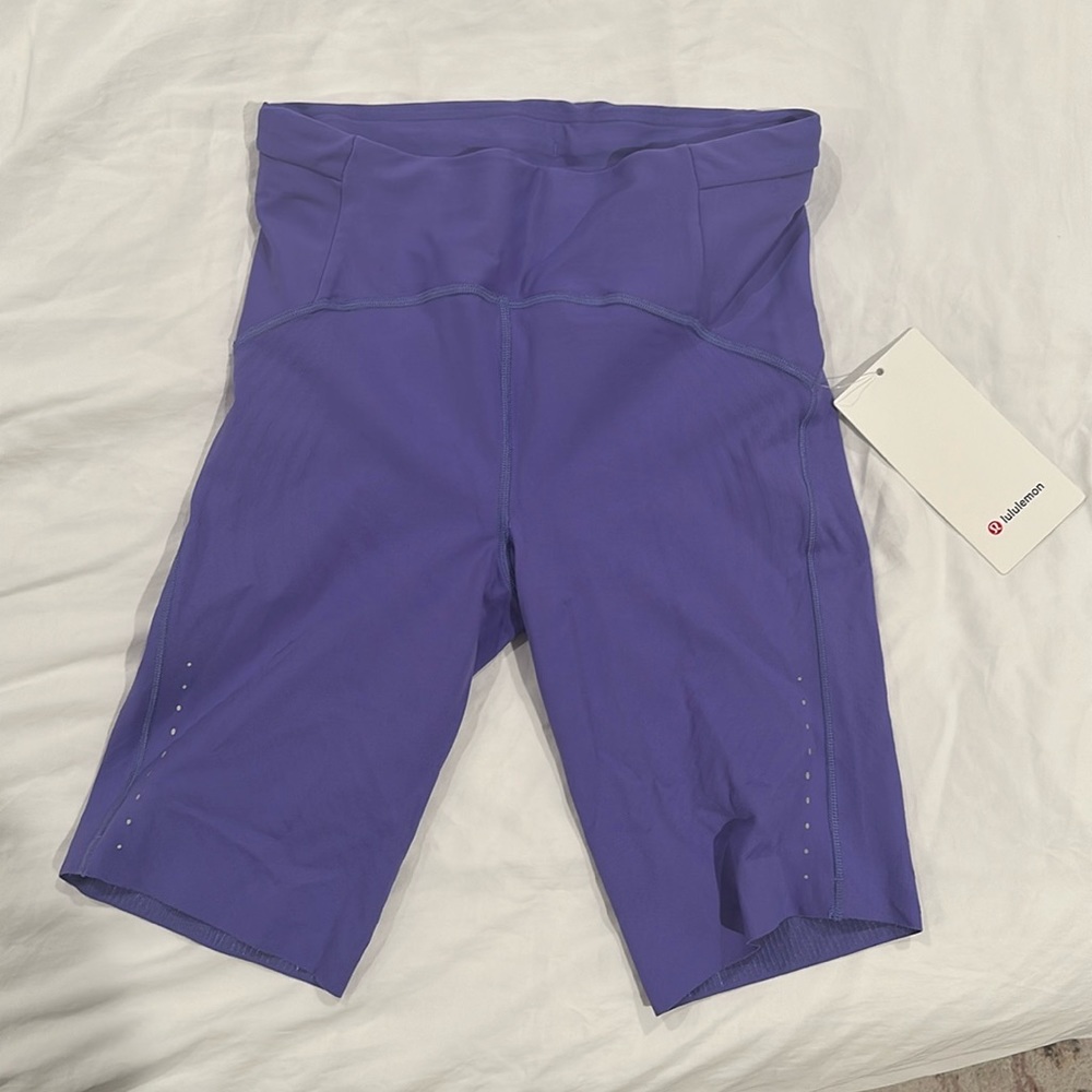 SenseKnit Lululemon running short 10”